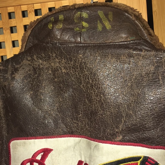Original WWII Brown Leather Bomber Jacket - Picture 3 of 9